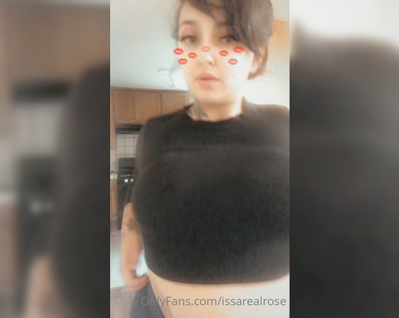 Issarealrose - OnlyFans Video 32