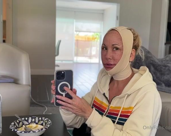 Brandi Love aka Brandi_love OnlyFans - Swipe to watch me get my hearing back going back home from the recovery house! It’s only up from 5