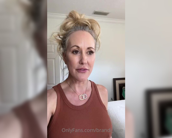 Brandi Love aka Brandi_love OnlyFans - ITS TITTY TUESDAY That means its time for a game of, Quick Tits Heres How To Play Tip $5 Withi