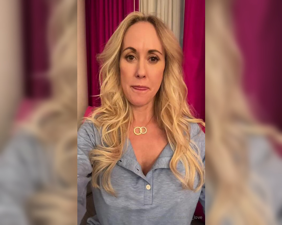 Brandi Love aka Brandi_love OnlyFans - To the guys who were sexting me up moments ago making me cum over and over again I hate you and lo