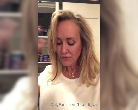 Brandi Love aka Brandi_love OnlyFans - LATE NIGHT SEXTING DEAL $50 for 30minutes of 1on1 sexting + a free video WHO IS GOING TO MAKE ME CUM