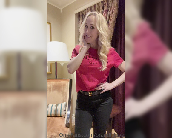 Brandi Love aka Brandi_love OnlyFans - Let a real MILF make you cum