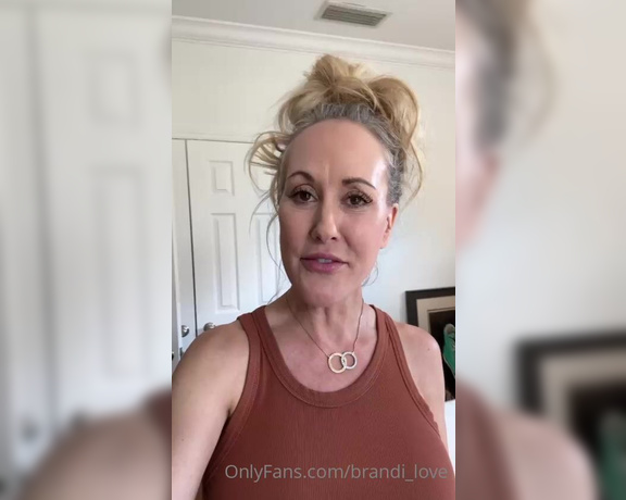 Brandi Love aka Brandi_love OnlyFans - ITS TITTY TUESDAY That means its time for a game of, Quick Tits Heres How To Play Tip $5 Withi