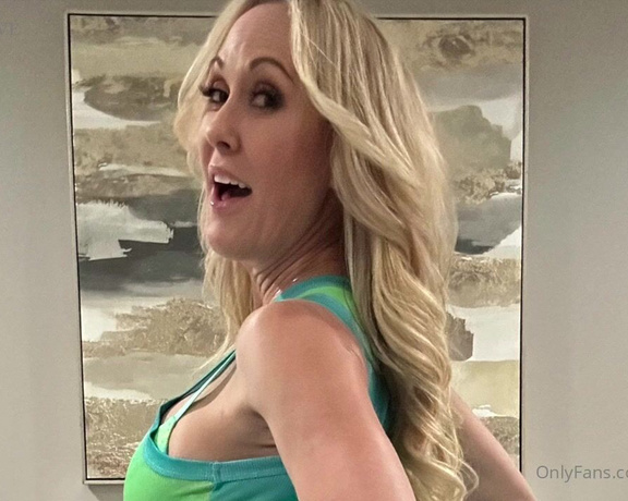 Brandi Love aka Brandi_love OnlyFans - All smiles all the time because life passes us way too quick!!! A quote that resonated with me to