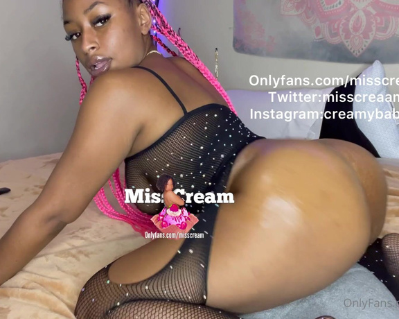 Cream aka Misscream OnlyFans - Do you like the way it giggle