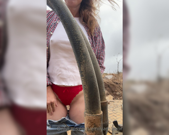 Emilyamateur OnlyFans - Can I ride your cock in the excavator