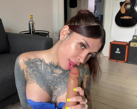 Badninax OnlyFans - My first Tittyfuck vid ever!