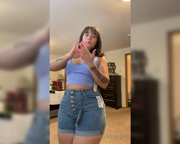 Jade Kennedy aka Jadekennedypdx OnlyFans - I decided to try on my new summer clothes for y’all! Tell me what you think! I’m not really in love