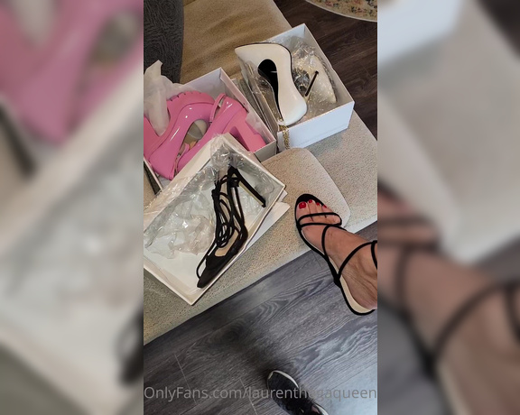 Laurenthegaqueen OnlyFans - New shoe try on video coming soon 1