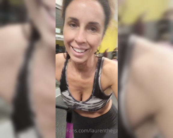 Laurenthegaqueen OnlyFans - My PF trip last night! 45 min on the stair climber! Commenting on the guys! Saw one bbc! Found out