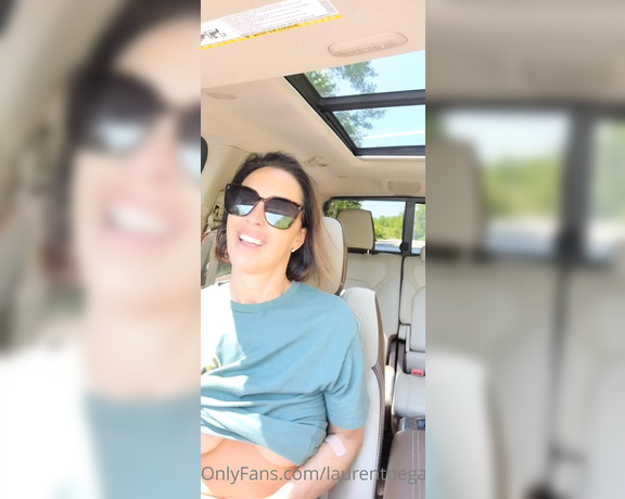 Laurenthegaqueen OnlyFans - DWH driving while horny Had to get my clit off