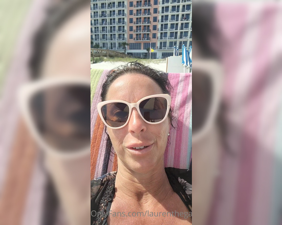 Laurenthegaqueen OnlyFans - Missing the beach lots today The sun, the poolside bars, the hot college aged chair boys, the Dad