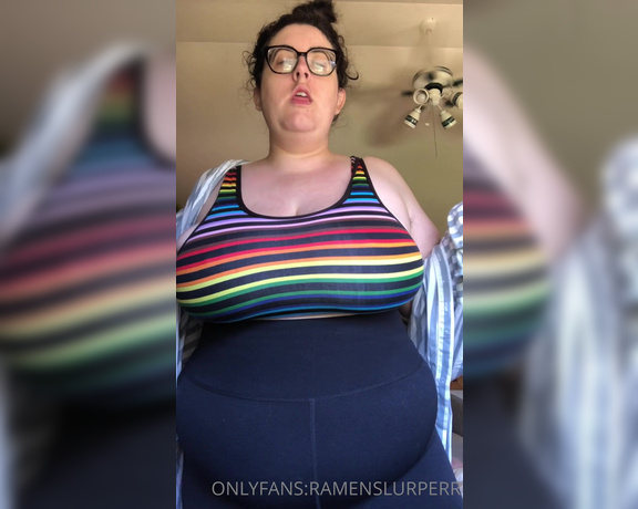 Marie Sweets BBW aka Ramenslurperr OnlyFans - Titty flash at end of video lol Wow Body still changing and getting better day by day My midsectio