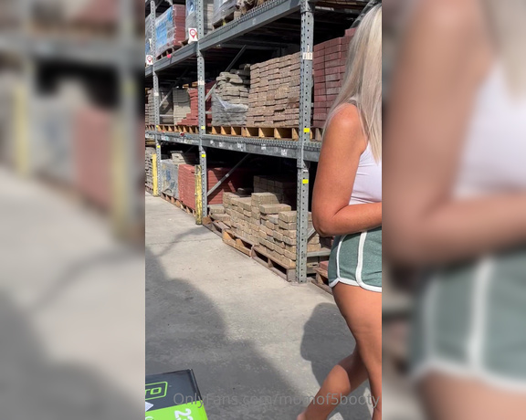 Momof5booty OnlyFans - Part 2  Three Vids in the garden section and parking lot! It seems like I have a crowd following 1