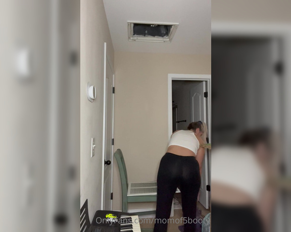 Momof5booty OnlyFans - I love doing things around the house, so I decided to bring you in on the fun! I have 4 air filters