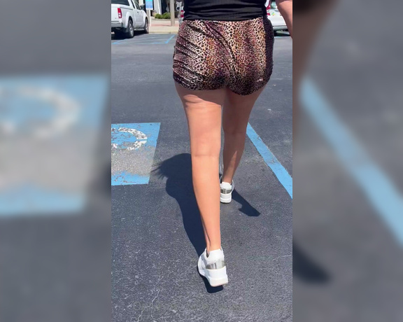 Momof5booty OnlyFans - Just a normal sexy walk through a parking lot!! I’m wearing my soft and short leopard shorts that ma