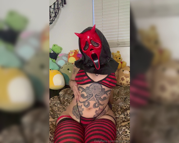 Oni Premium aka Oninymph OnlyFans - Sending out a full scene in this cute little outfit!