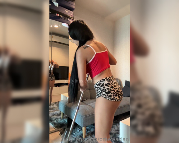 Praew Asian aka Praewasian OnlyFans - Clean up I need some help