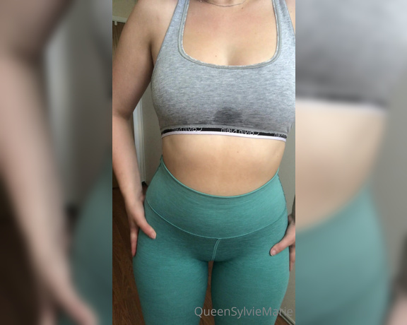 Queensylviemarie OnlyFans - Sweaty post workout video do you think you could get me just as sweaty