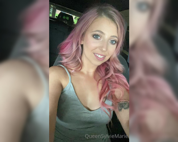 Queensylviemarie OnlyFans - Do you like when I show off for you in public