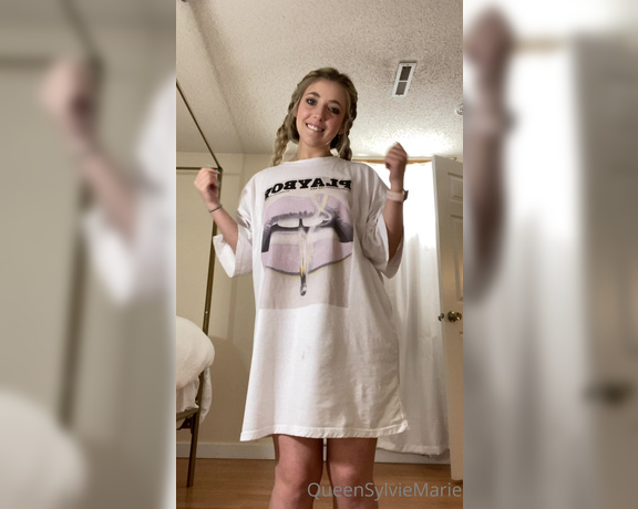Queensylviemarie OnlyFans - My lazy Saturday outfit sure hides a lot you definitely will want to wait until the end