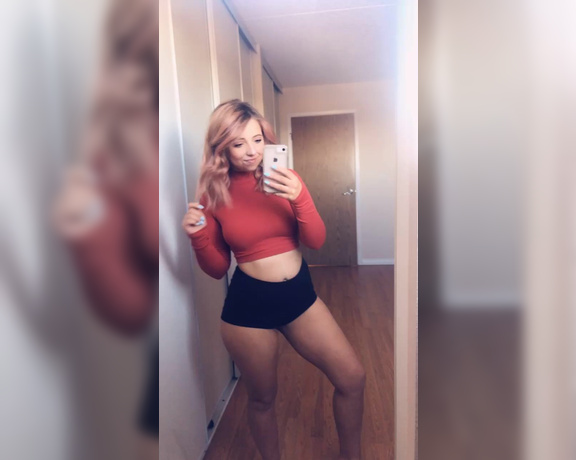 Queensylviemarie - OnlyFans Video 0