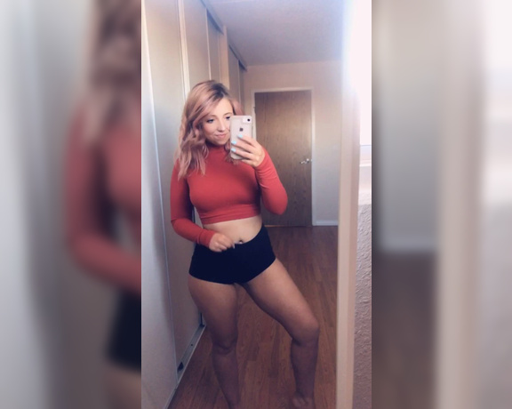 Queensylviemarie - OnlyFans Video 0