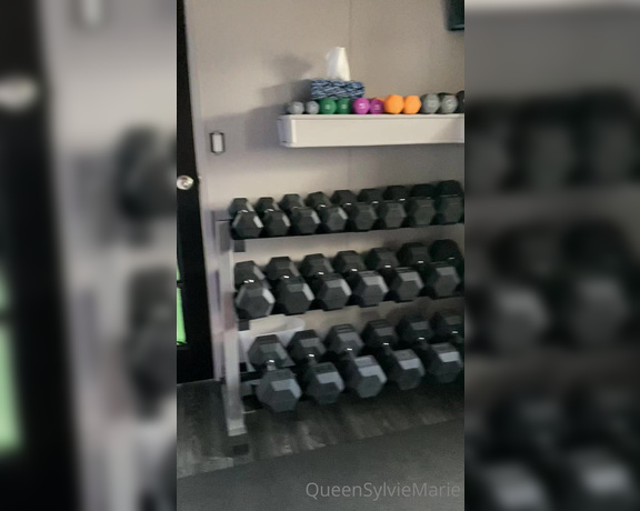 Queensylviemarie OnlyFans - Little post workout video, sorry about the whisper voice