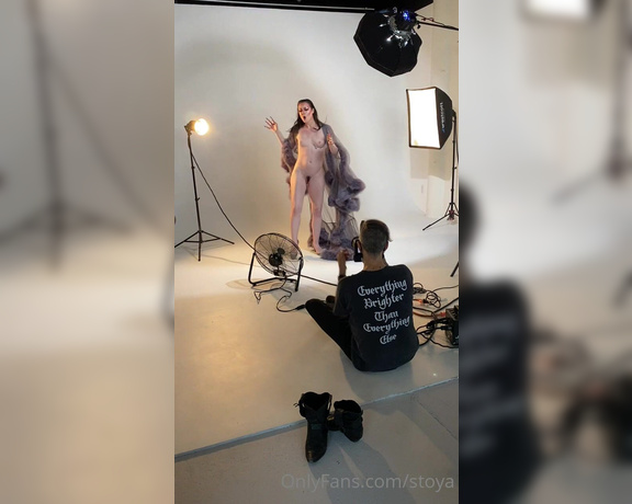 Stoya OnlyFans - Please enjoy another peak BTS from my epic Drag inspired shoot last week with photographer @tmroni 3