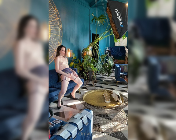 Stoya OnlyFans - Ever wonder what it’s like behind the scenes on a shoot with @tmronin