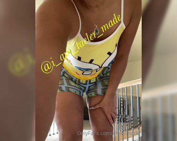 Taelermade OnlyFans - Watch Sponge Bob with me