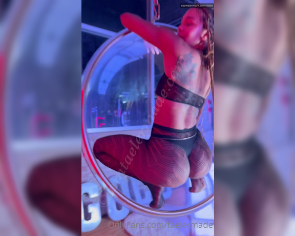 Taelermade OnlyFans - You think we can fuck in this swing