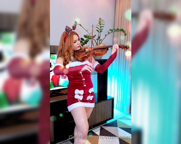 Vixeninner OnlyFans - First month playing the violin! I chose this to be one of the first songs to learn so I could play i