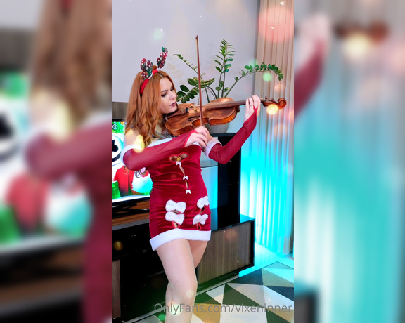 Vixeninner OnlyFans - First month playing the violin! I chose this to be one of the first songs to learn so I could play i