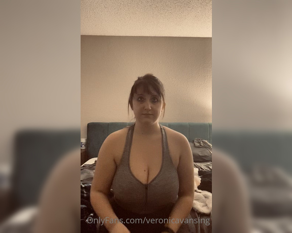 Veronica Vansing aka Veronicavansing OnlyFans - Trying to get fit for ya’ll!!! Just got done working out enjoy some boobies