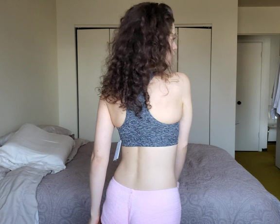 Violet Foxy aka Violetfoxy OnlyFans - Sports bra Try On I know not everyone may be into these type of videos but Ive had some fans ex 4