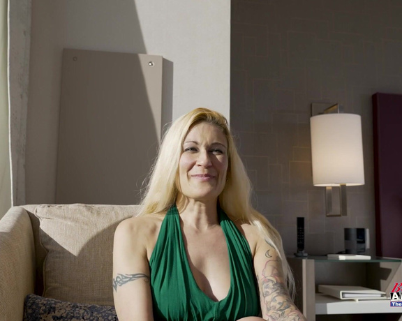 (BrandNewAmateurs) Cindy Crawford - Cindy Crawford Interview,  Blonde, Blowjob, MILF, Mature, Rimming, Swallow, Tattoos