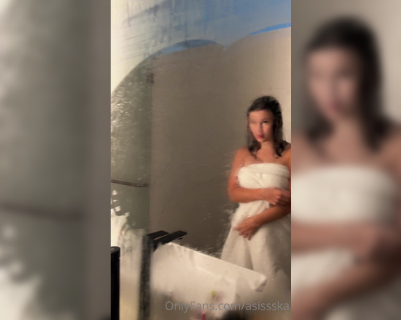 Asissska OnlyFans - POV You walk into my bathroom