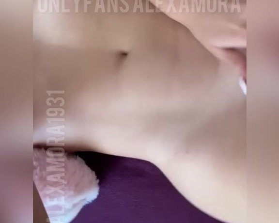 Alexandra Mora aka Alexamora OnlyFans - Recuerden que el este video completo y otros videos personalizados lo vendo $ por privado que ten