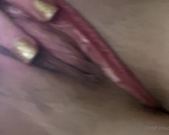 Alice March aka Alicemarch OnlyFans - Mm I love my clit played with I cum more from my little clit than I do insertions