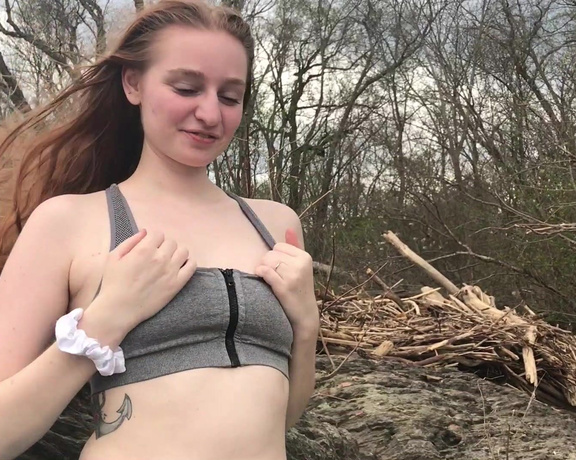 Delilah Cass Public Peeing On Hiking Trail