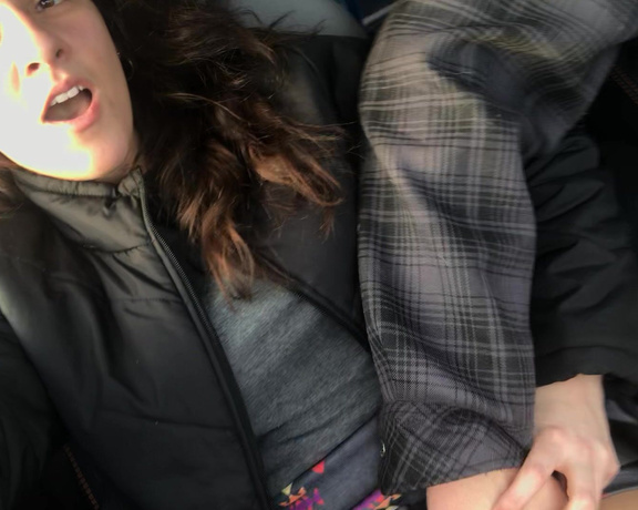 Dulcevanessa Stranger Fingers My Pussy In His Car