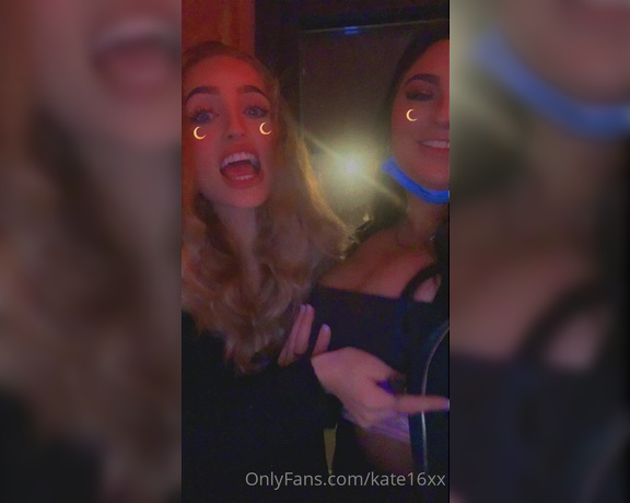 Kate16xx OnlyFans - Just casually getting drinks & talkin ab my tits i sent out all the tipped dms tho babes