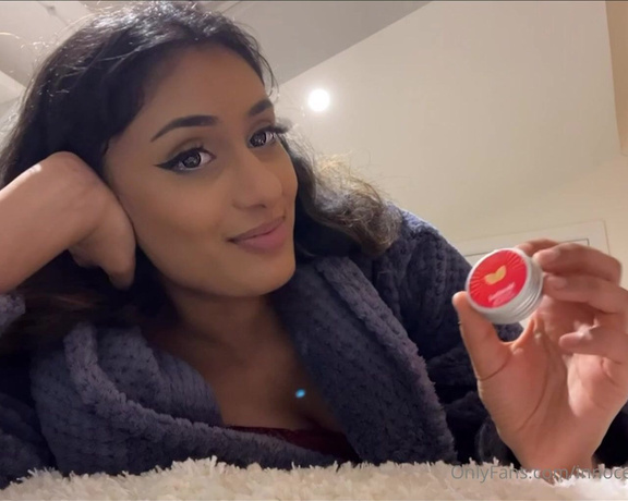 Kayla Kapoor aka Innocentbeautypremium OnlyFans - Day 16 Got some menthol gave it a go in this video