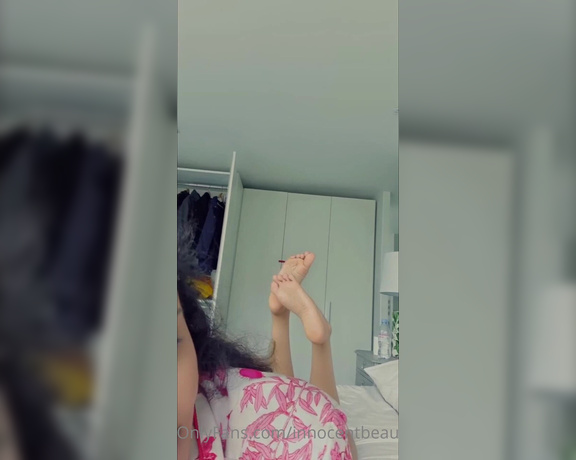 Kayla Kapoor aka Innocentbeautypremium OnlyFans - Do you like my feet baby