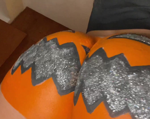 Michabubbles aka Michabubblesvip OnlyFans - Just booked you a one way ticket to Pumpkintown