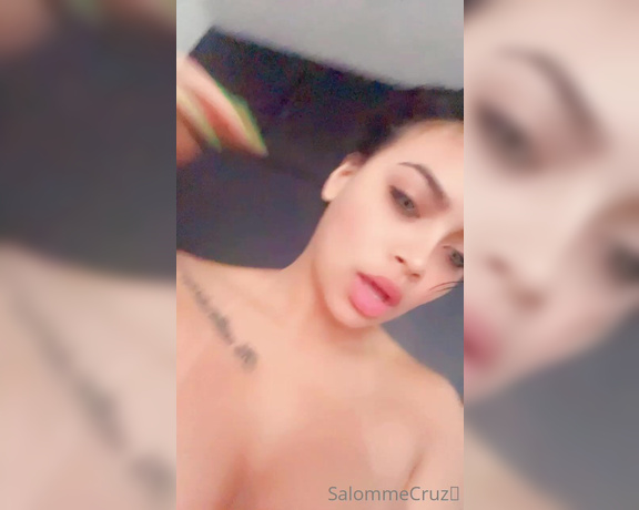 SalommeCruz aka Salommecruz OnlyFans - Un da donde la masajista A day where the masseuse #shh #public 1