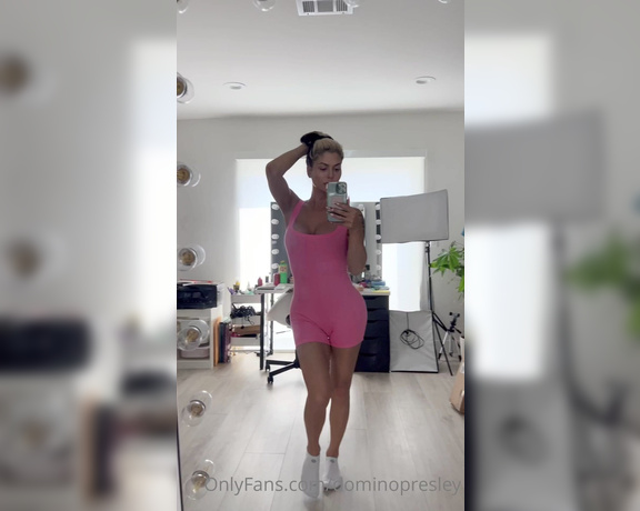 THE DOMINO PRESLEY aka Dominopresley OnlyFans - Do i look good in Pink