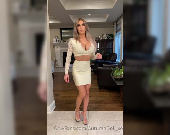 Autumn Blair aka Autumndoll_xo OnlyFans - Sneak Peak