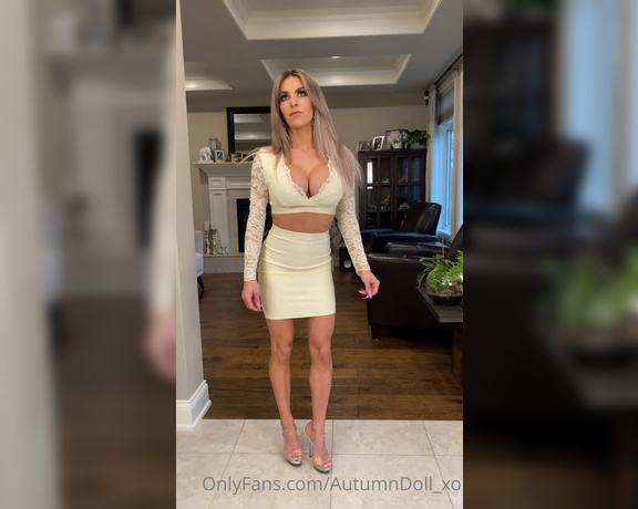 Autumn Blair aka Autumndoll_xo OnlyFans - Sneak Peak